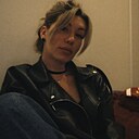 Знакомства: Арина, 33 года, Санкт-Петербург