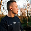 Знакомства: Денис, 29 лет, Кобрин