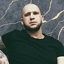Знакомства: Александр, 32 года, Снежное