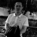 Знакомства: Максим, 21 год, Юрга