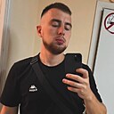 Знакомства: Серёжа, 25 лет, Новокузнецк