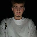 Знакомства: Веня, 18 лет, Киев