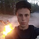 Знакомства: Игорь, 25 лет, Великий Новгород