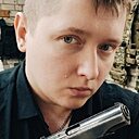 Знакомства: Максим, 31 год, Реж