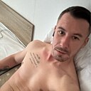 Знакомства: Mario, 30 лет, București