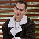 Знакомства: Антон, 25 лет, Тюмень