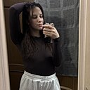 Знакомства: Alina, 26 лет, Москва