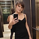 Знакомства: Юля, 29 лет, Екатеринбург