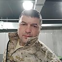 Знакомства: Руслан, 38 лет, Магнитогорск