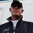 Знакомства: Илья, 38 лет, Тюмень