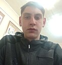 Знакомства: Максим, 18 лет, Неверкино