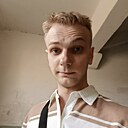 Знакомства: Даниил, 22 года, Солигорск