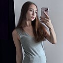 Знакомства: Фаина, 18 лет, Владивосток