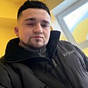 Знакомства: Илья, 24 года, Слоним