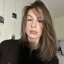 Знакомства: Аня, 19 лет, Москва