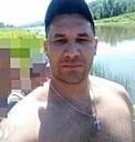 Знакомства: Андрей, 33 года, Петровск