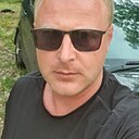 Знакомства: Антон, 33 года, Ульяновск