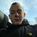 Знакомства: Максим, 21 год, Воскресенск