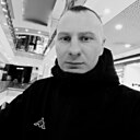 Знакомства: Роман, 35 лет, Кемерово