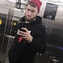 Знакомства: Данил, 22 года, Шахтинск