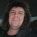 Знакомства: Артём, 32 года, Нижнекамск