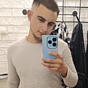 Знакомства: Максим, 23 года, Кашира