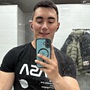 Знакомства: Максим, 25 лет, Казань
