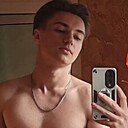 Знакомства: Рома, 18 лет, Орша