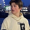 Знакомства: Лев Данилов, 25 лет, Ульяновск