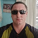 Знакомства: Дмитрий, 39 лет, Магадан