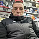 Знакомства: Роман, 31 год, Саратов