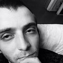 Знакомства: Денис, 32 года, Геленджик