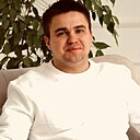 Знакомства: Максим, 32 года, Минск