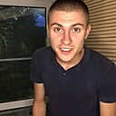 Знакомства: Максим, 30 лет, Астрахань