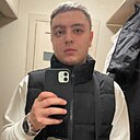 Знакомства: Максим, 23 года, Самара