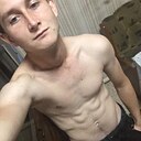 Знакомства: Олег, 22 года, Бобруйск