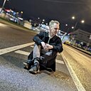 Знакомства: Максим, 30 лет, Москва