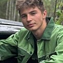Знакомства: Максим, 18 лет, Новомосковск