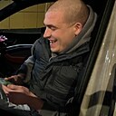 Знакомства: Юра, 32 года, Киров