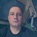 Знакомства: Олег, 41 год, Алмалык