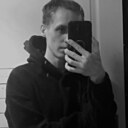 Знакомства: Максим, 24 года, Омск