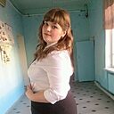Знакомства: Валя, 18 лет, Москва