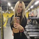Знакомства: Lilia, 38 лет, Псков