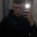 Знакомства: Максим, 19 лет, Свободный