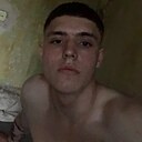 Знакомства: Данил, 23 года, Ванино
