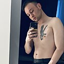 Знакомства: Макс, 28 лет, Саратов