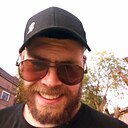 Знакомства: Андрей, 31 год, Миллерово