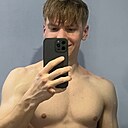 Знакомства: Кирилл, 23 года, Саратов