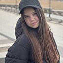 Знакомства: Vika, 18 лет, Санкт-Петербург