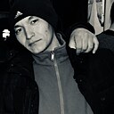 Знакомства: Бек, 34 года, Апатиты